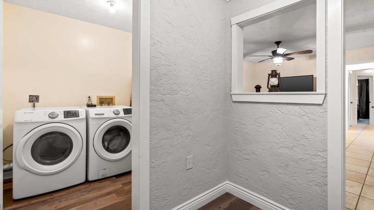 Pet Friendly Townhome With Gulf Views And Hot Tub Right Across From Beach And Schooners Panama City Beach Buitenkant foto
