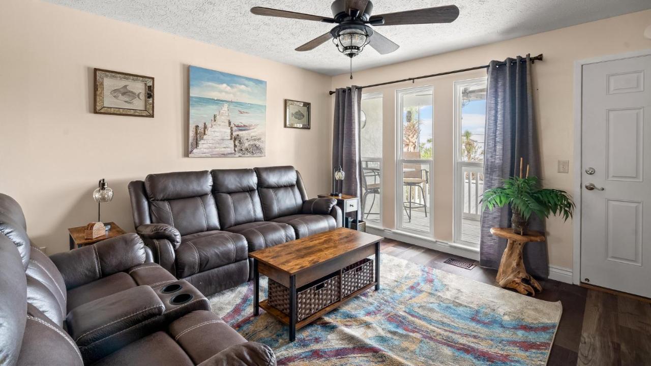 Pet Friendly Townhome With Gulf Views And Hot Tub Right Across From Beach And Schooners Panama City Beach Buitenkant foto