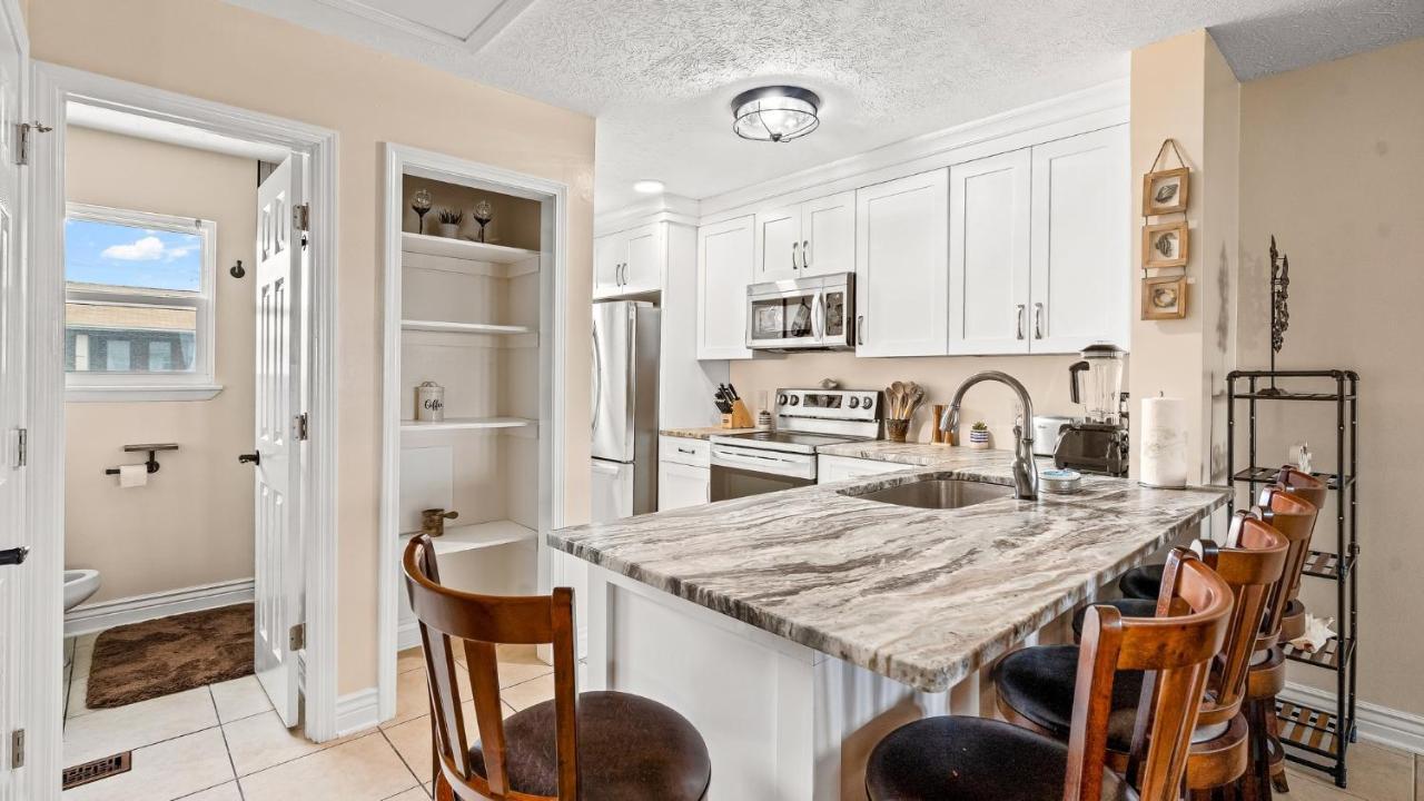 Pet Friendly Townhome With Gulf Views And Hot Tub Right Across From Beach And Schooners Panama City Beach Buitenkant foto