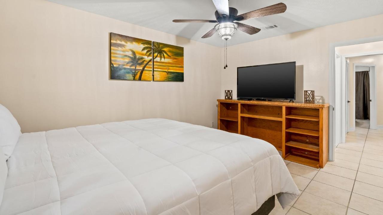 Pet Friendly Townhome With Gulf Views And Hot Tub Right Across From Beach And Schooners Panama City Beach Buitenkant foto