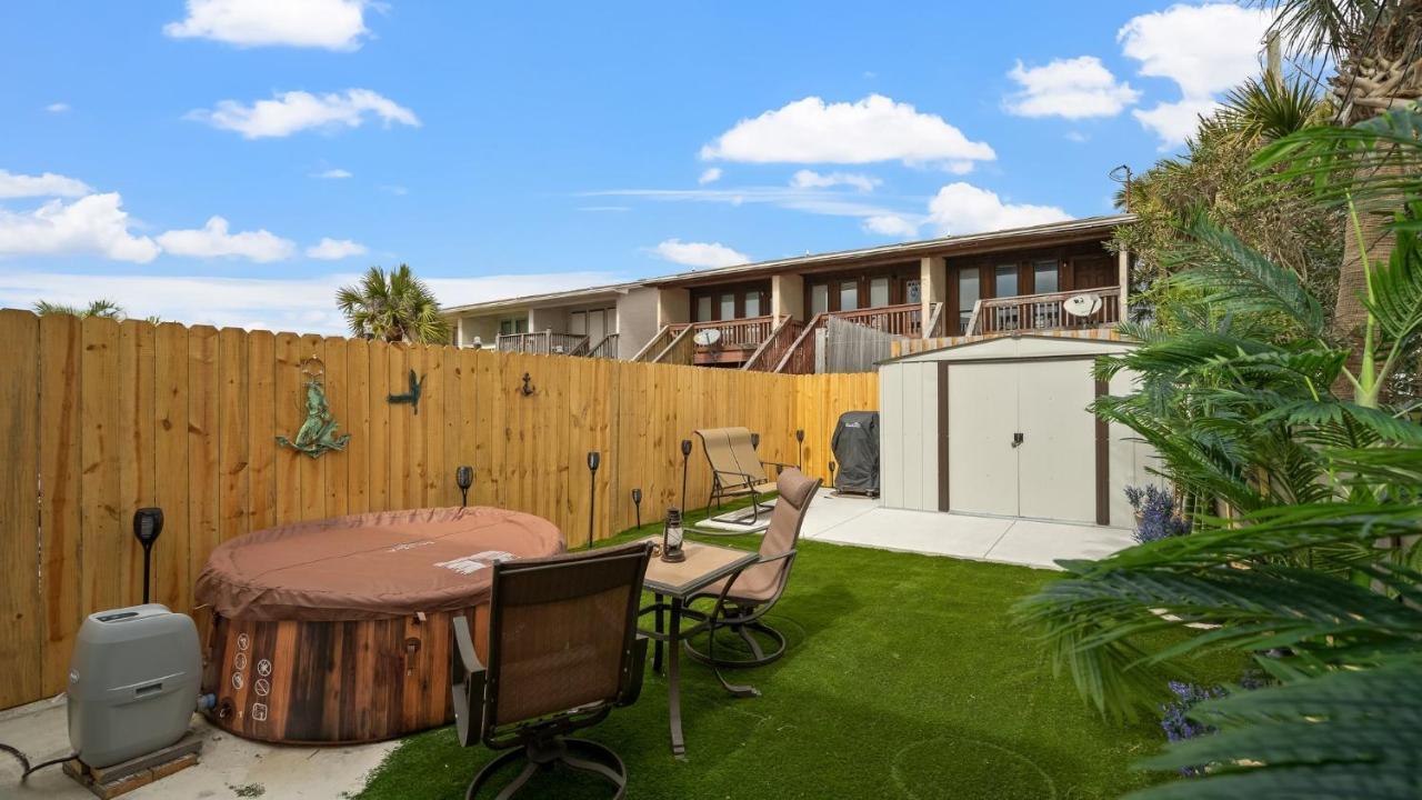 Pet Friendly Townhome With Gulf Views And Hot Tub Right Across From Beach And Schooners Panama City Beach Buitenkant foto